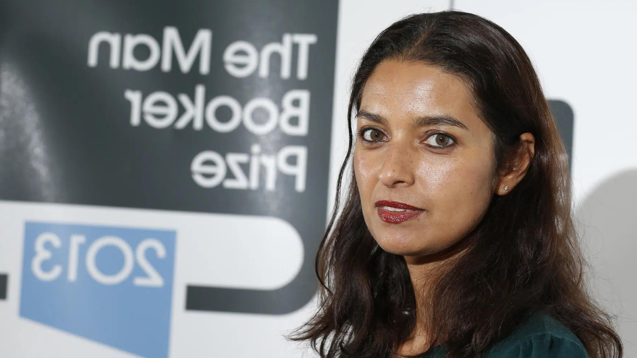 Jhumpa Lahiri turns down award over New York museum's kaffiyeh ban