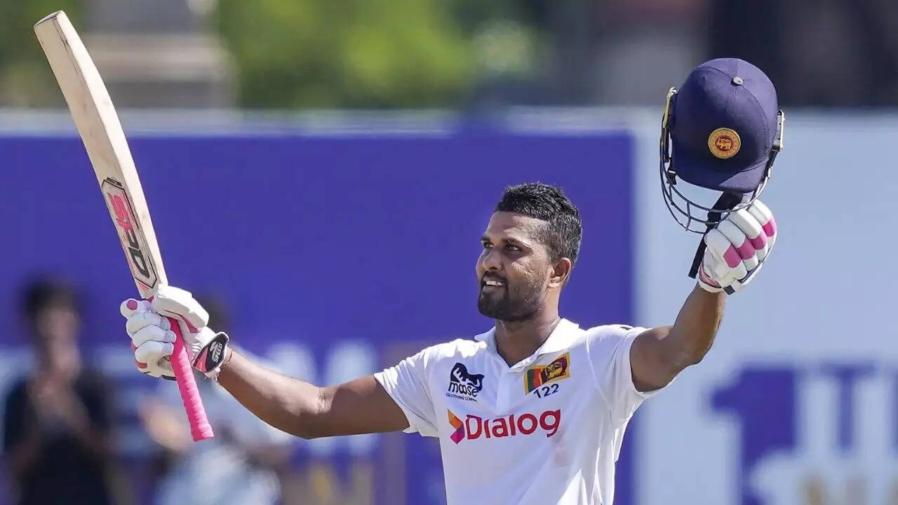 2nd Test, Day 1: Chandimal ton powers SL to 306-3 vs NZ