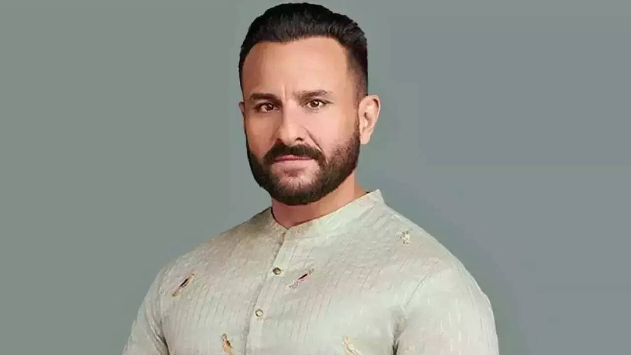 Social media is dangerous for me: Saif