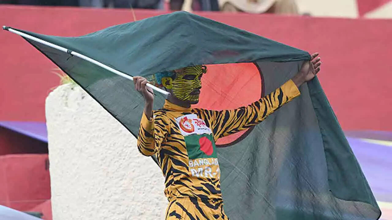 Bangladeshi fan allegedly heckled at Green Park