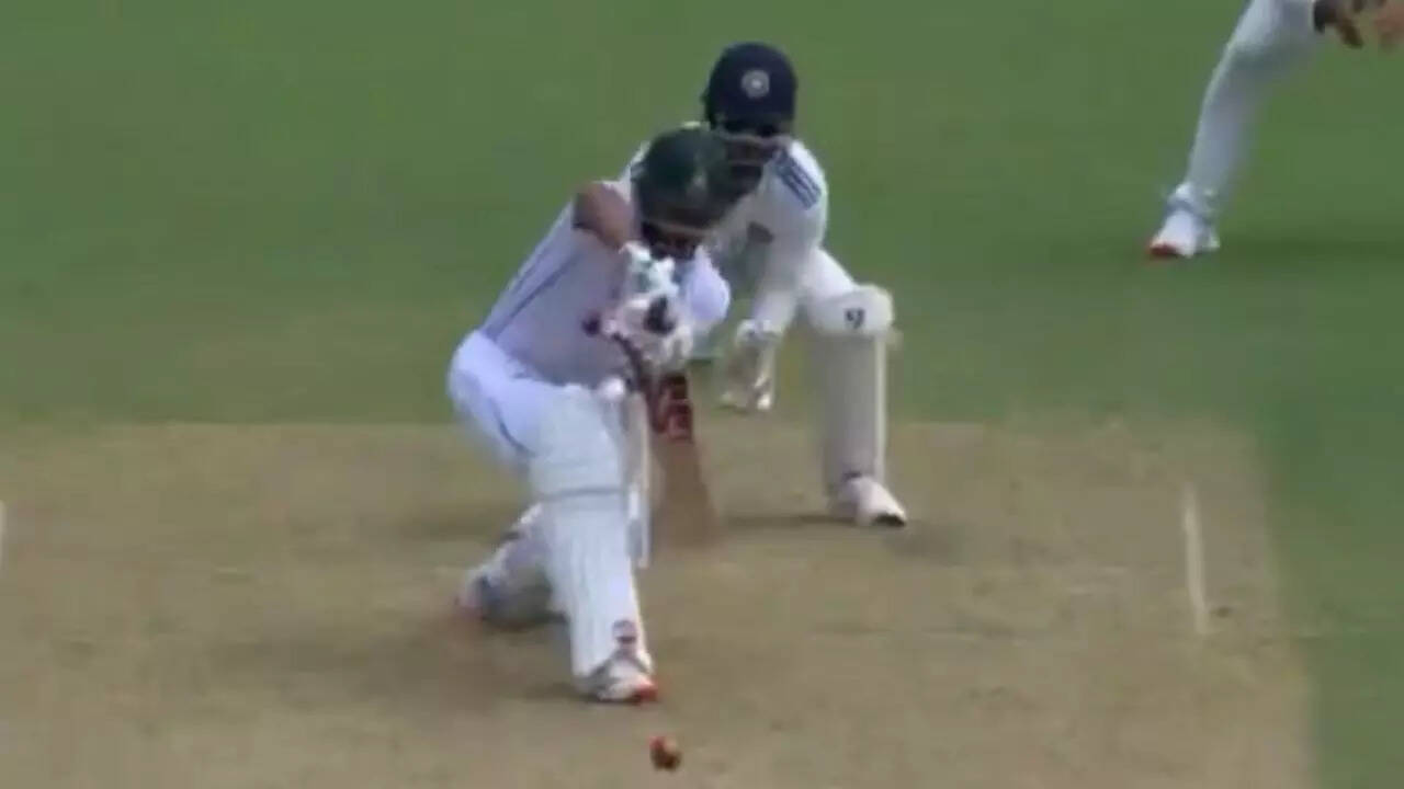 'Aagae daalna padega':Pant's guidance helps Ashwin set new record