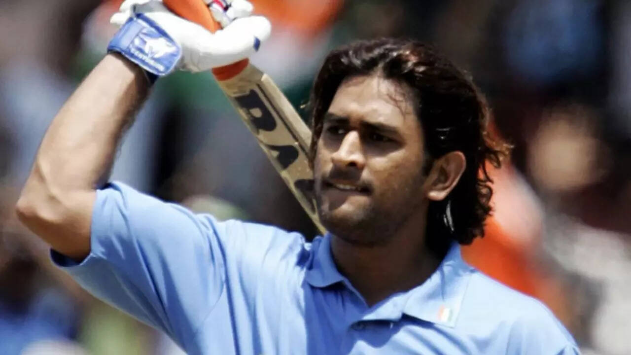 'Iss tarah mara tha hamare ko': Dhoni left Iftikhar complaining to coach