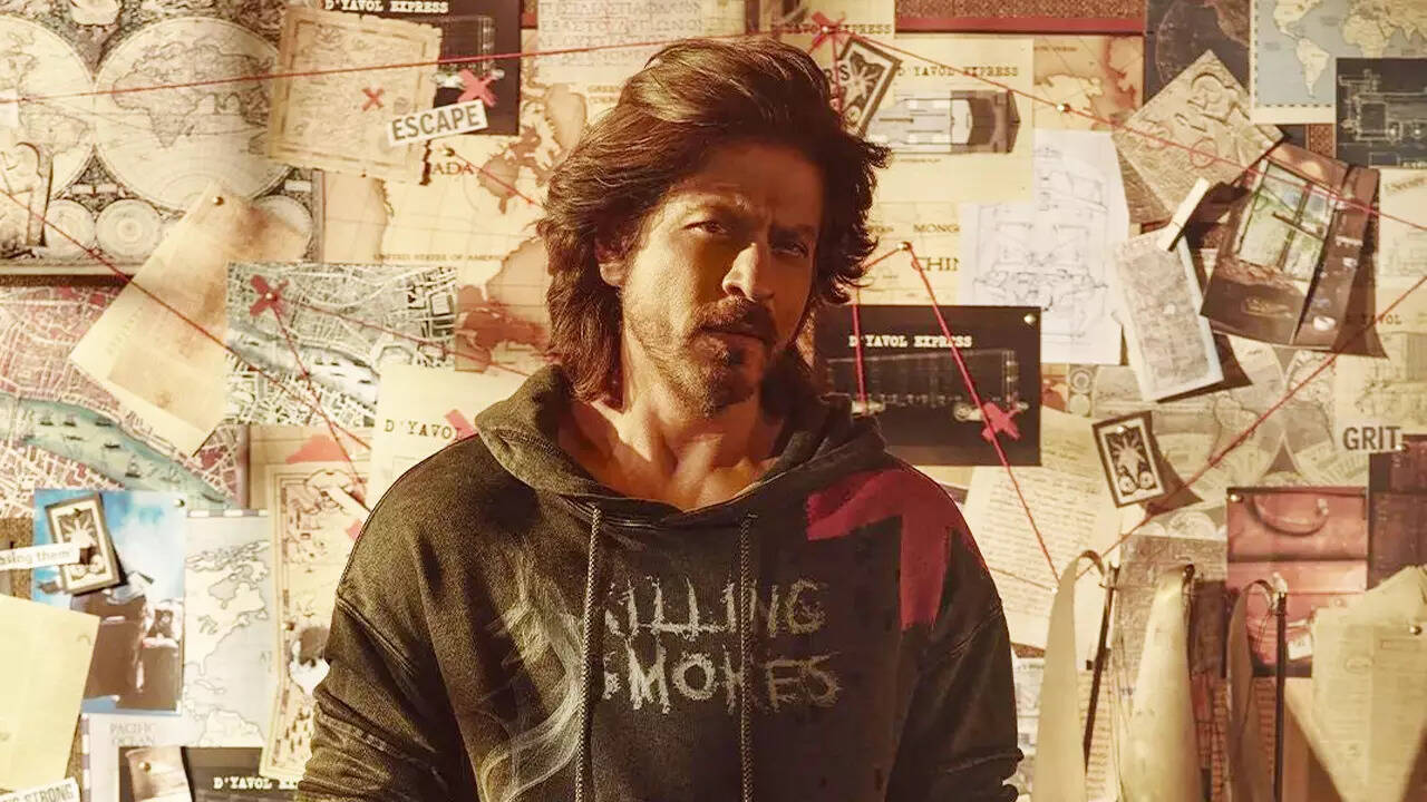 SRK recalls tough time, asks Vanga for Pushpa-like film