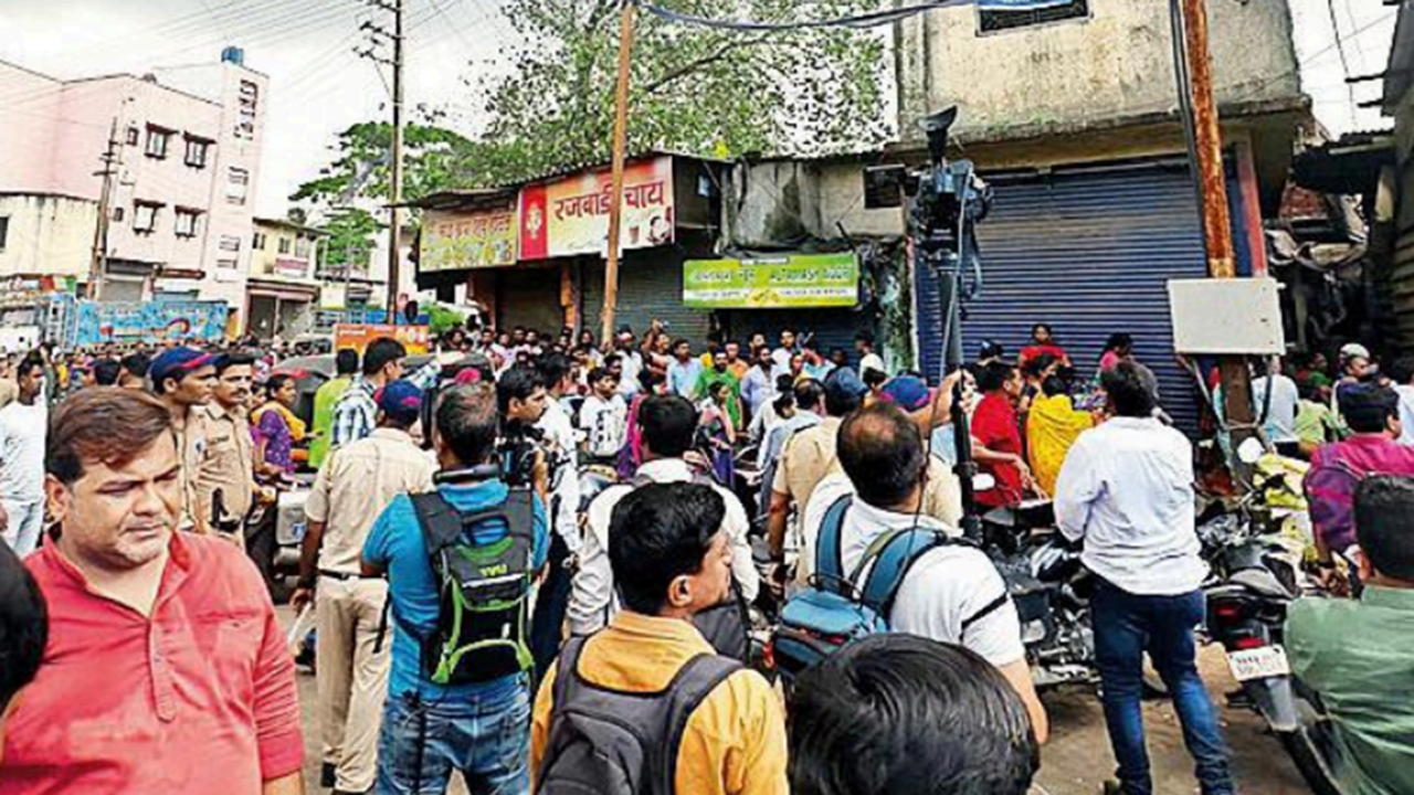 Week on, Badlapur school sex abuse suspect buried amid stir