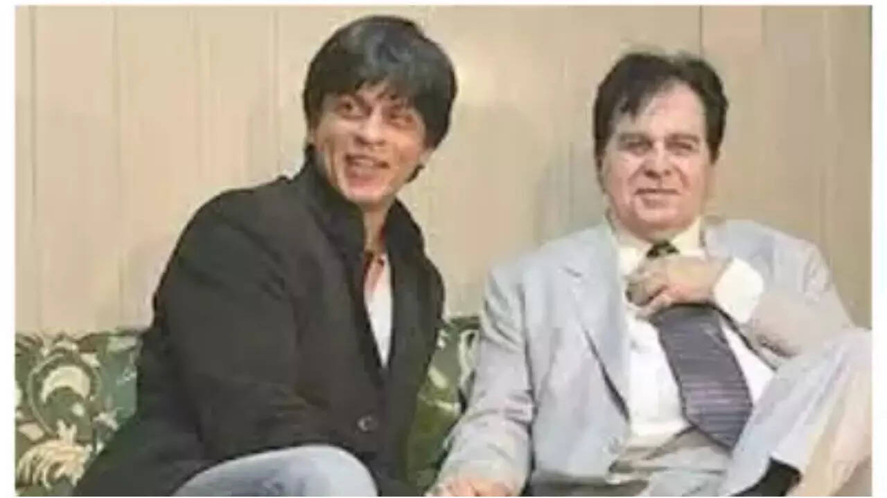 When Dilip Kumar educated SRK on how to be a long-lasting actor