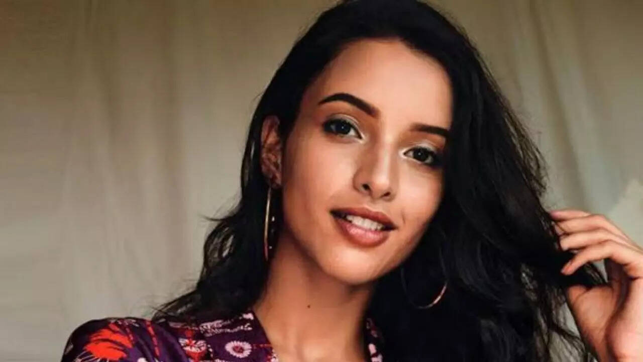 Triptii responds to criticism to Mere Mehboob