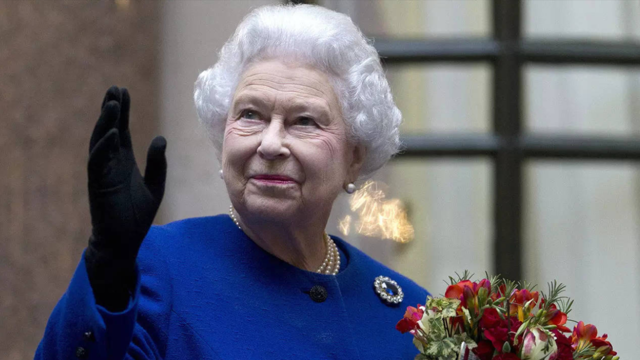 Former British PM claims Queen Elizabeth II was battling with bone cancer before death