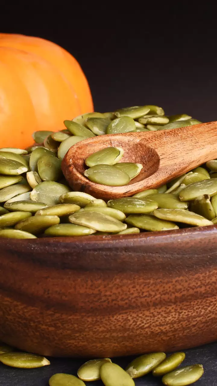 8 benefits of consuming pumpkin seeds daily