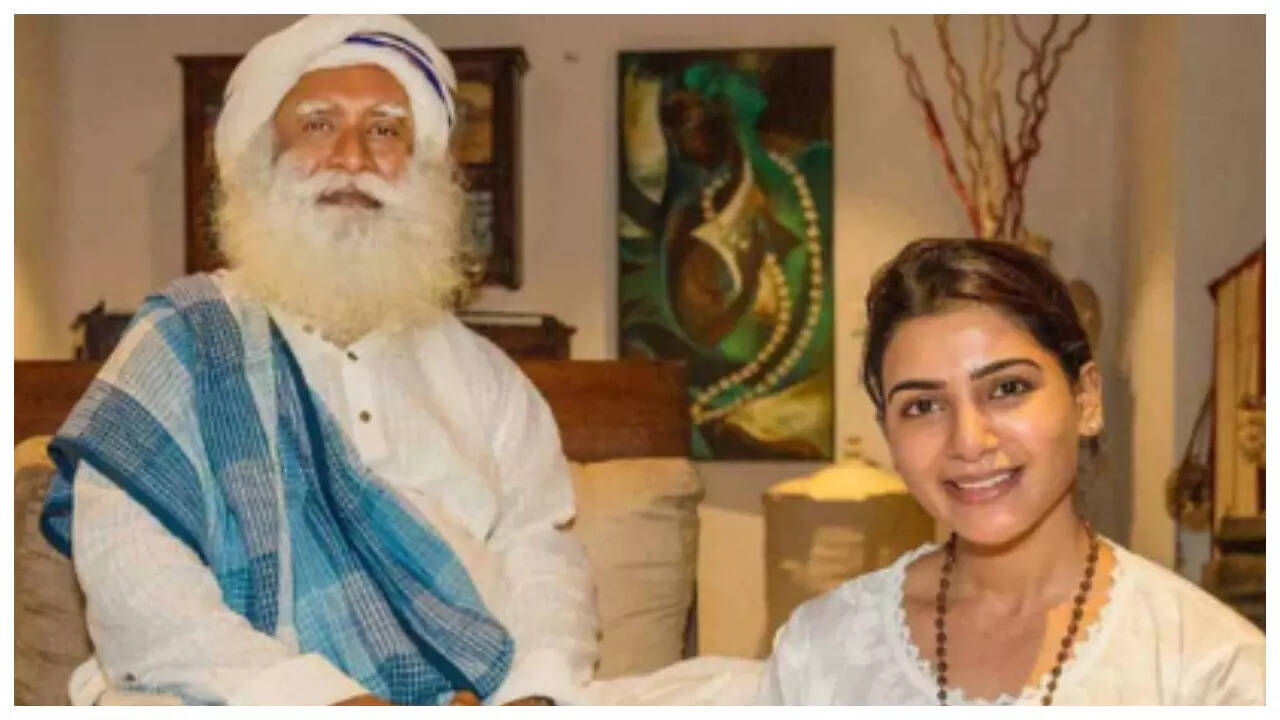 When Sadhguru teased Samantha for her question