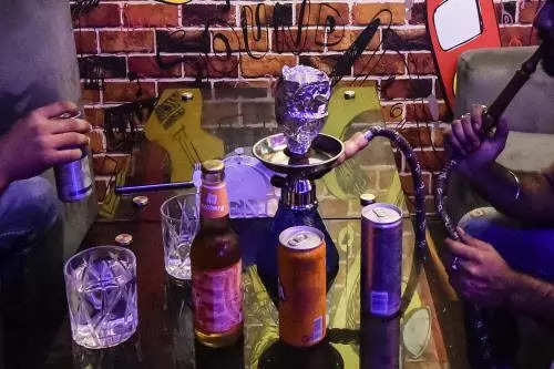 Jaipur cops raid hookah bar on Ajmer Road, arrest 25 people, including bar manager thumbnail