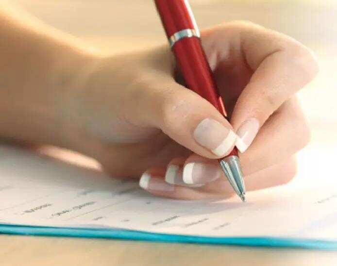 State reminds pvt med colleges to follow SC mandate, resume admissions; colleges wait for assurance on fee reimbursements