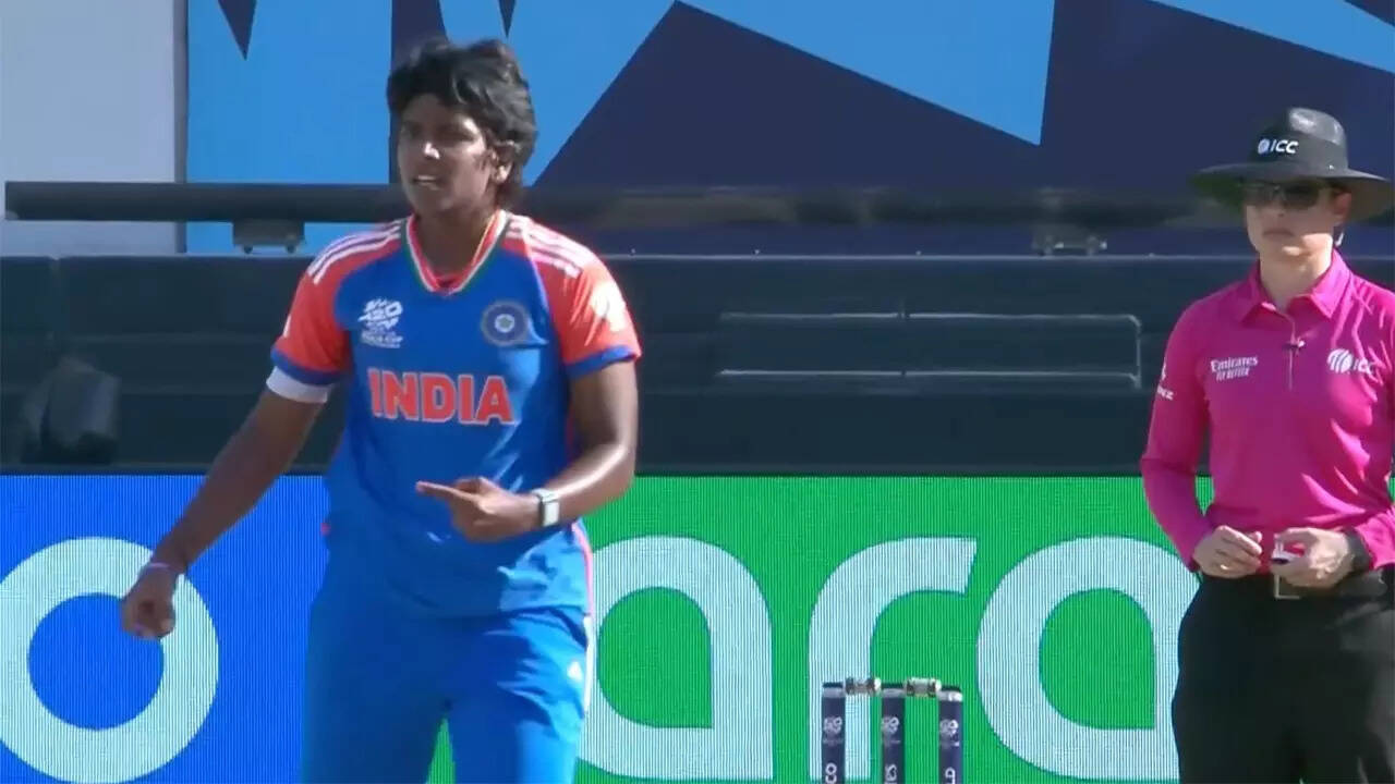 Watch: Arundhati Reddy's fiery send-off to Nida Dar steals the show