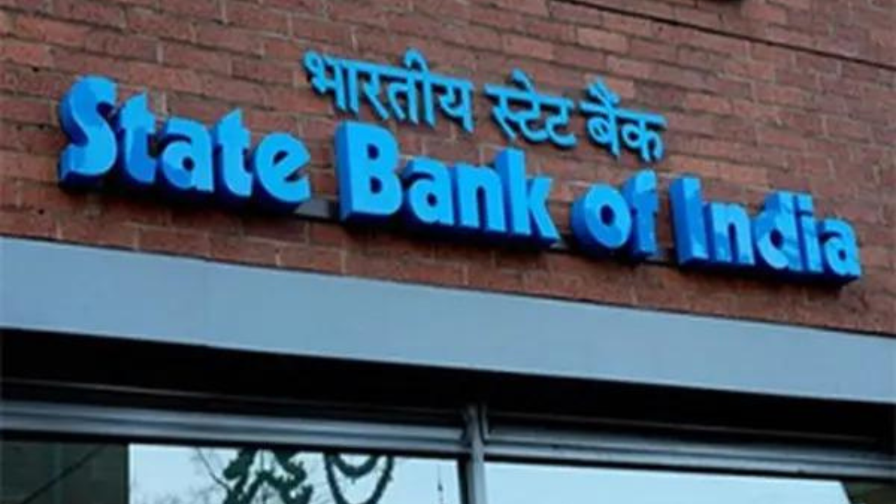 SBI plans to increase headcount by 10,000 this fiscal