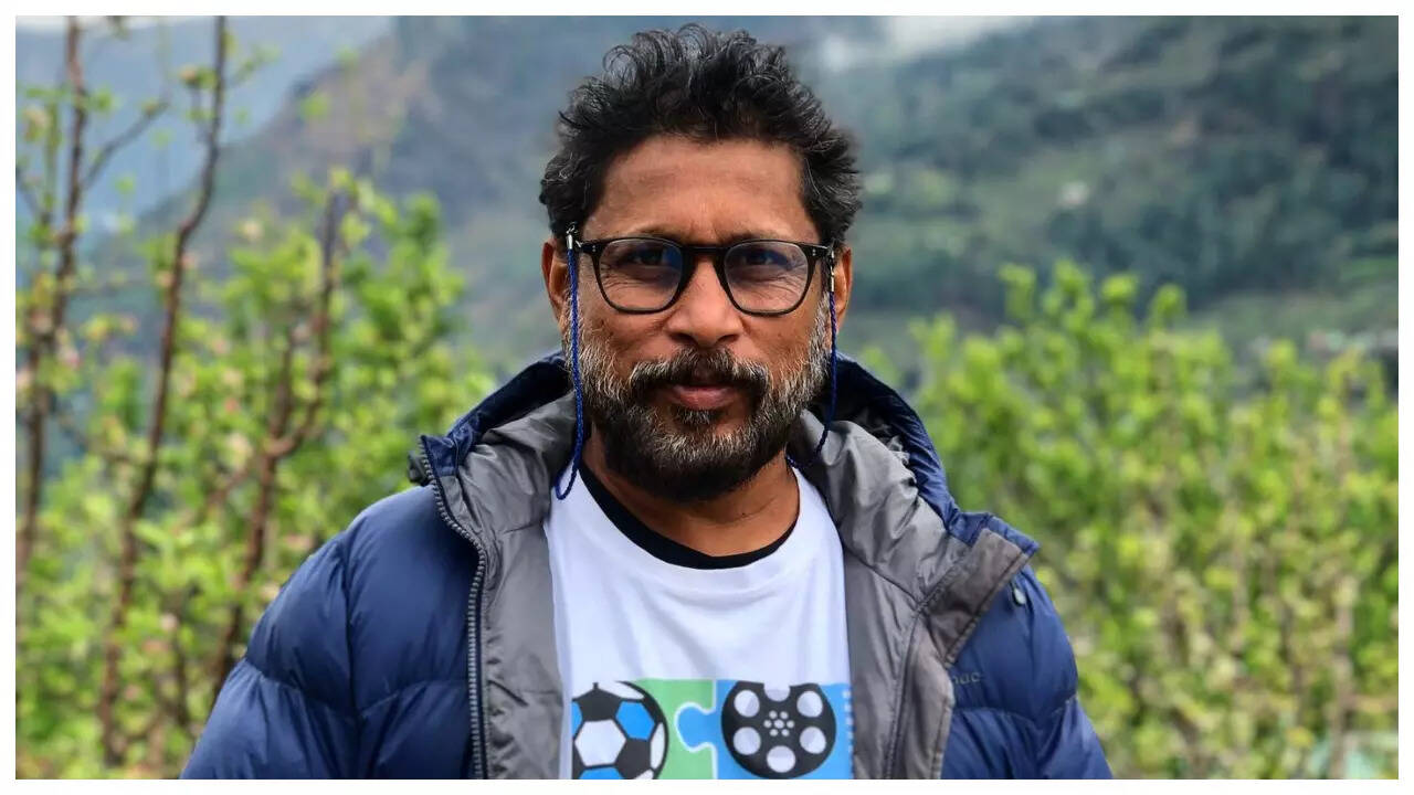 Shoojit Sircar congratulates National Award winners