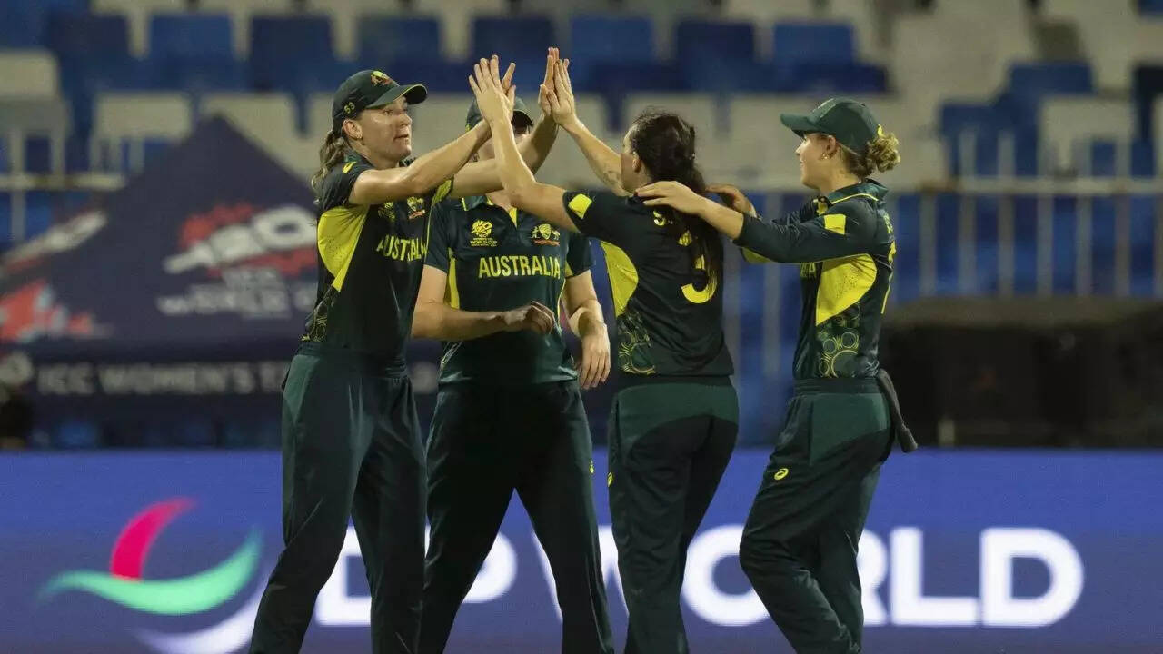 WT20 WC: Bowlers shine as Australia crush NZ by 60 runs