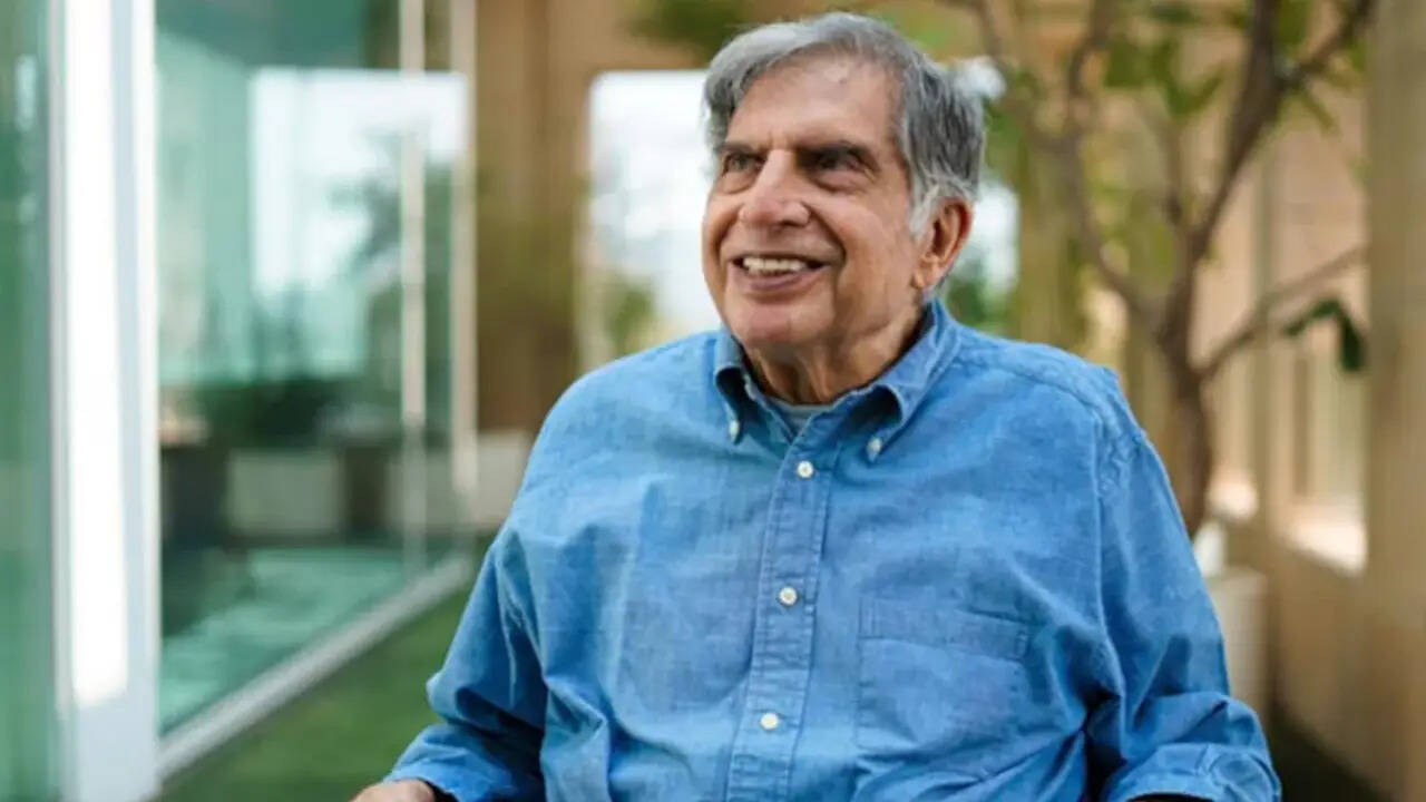 Ratan Tata passes away at 86: Celebs mourn the loss