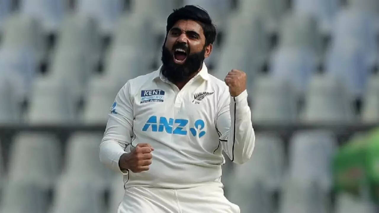 NZ spinner Ajaz Patel trains in Mumbai ahead of India Test tour