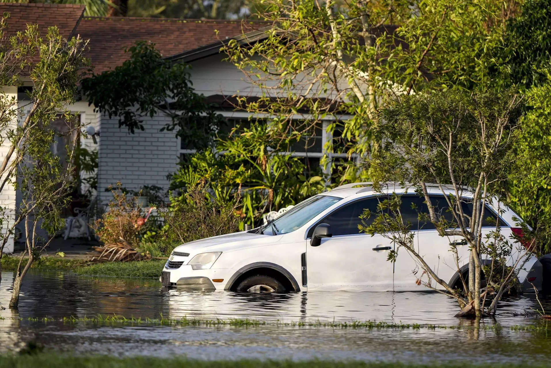 ‘I could feel my house shaking’: Milton tears across Florida