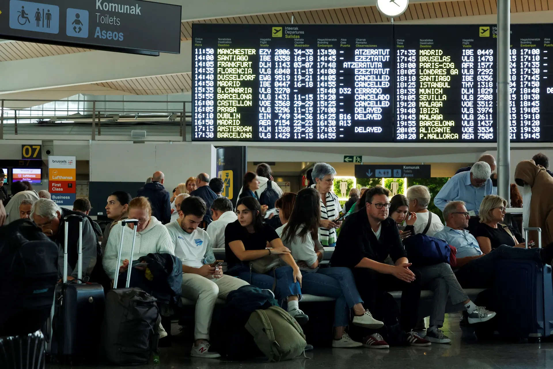 Hurricane Milton impact: New York airport faces delay due to equipment issues