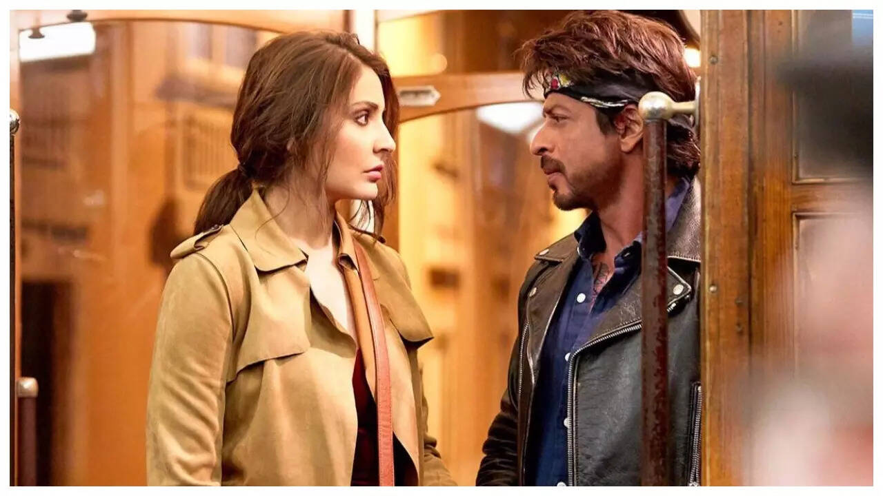 When Anushka said SRK was hottest in Chak De India