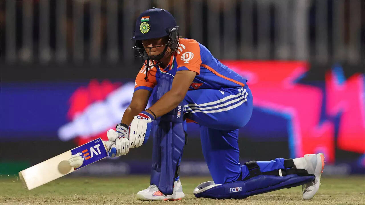 Women's T20 WC Live: India peg back Australia with quick strikes