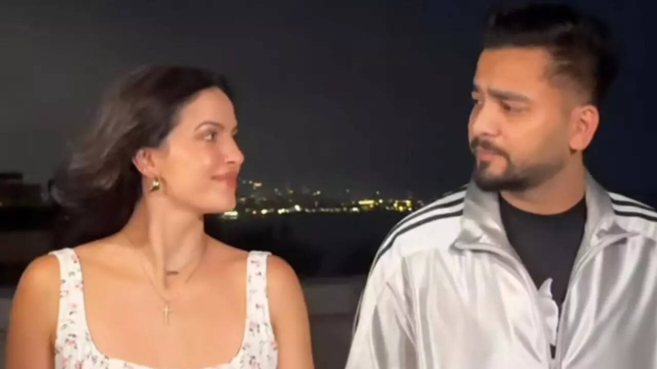 Elvish reacts to trolling for reel with Natasa