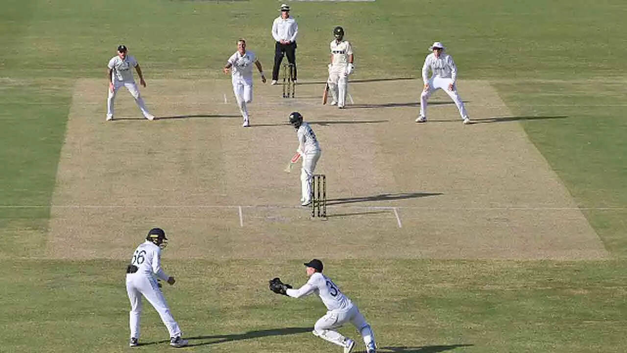 Live Score: Pakistan vs England, 2nd Test, Day 1