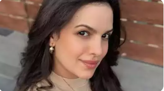 Natasa Stankovic's 'A' pendant attracts attention