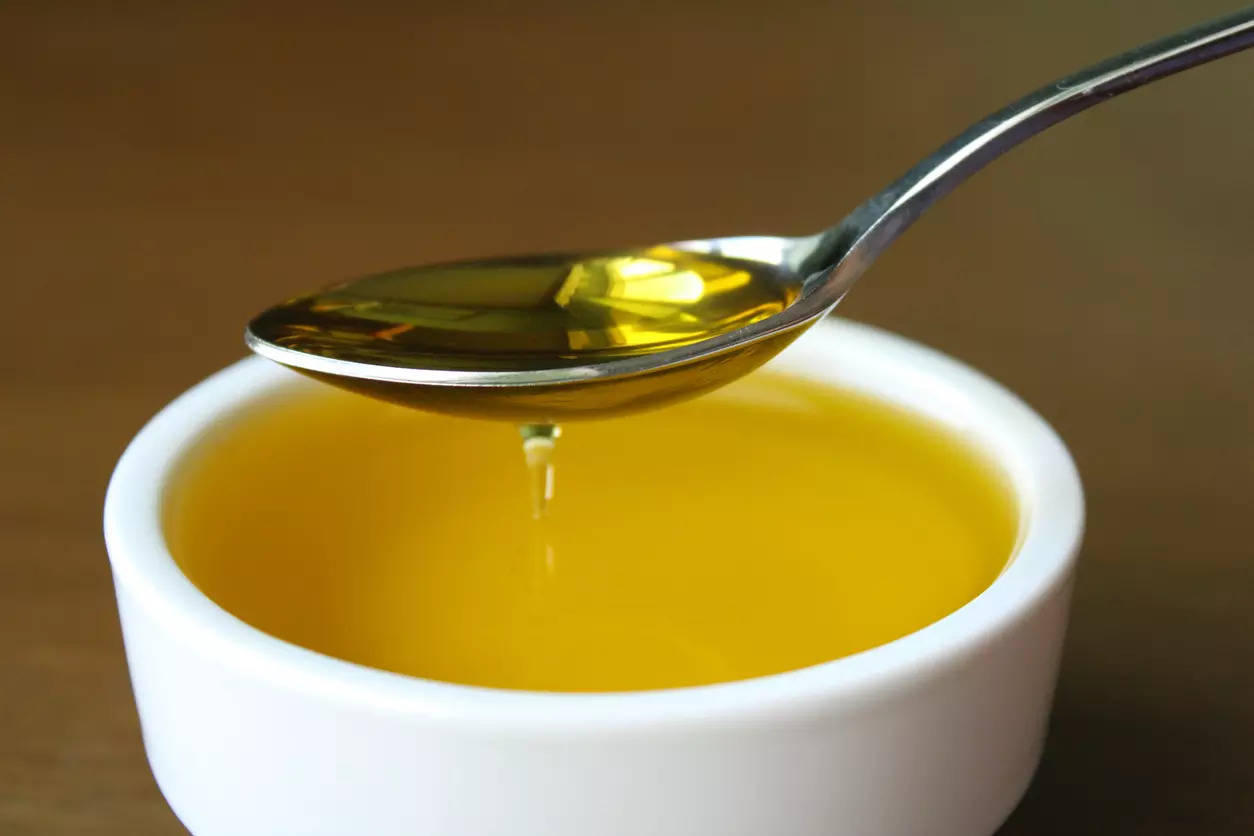 Can ghee-olive oil mixture help regrow hair?