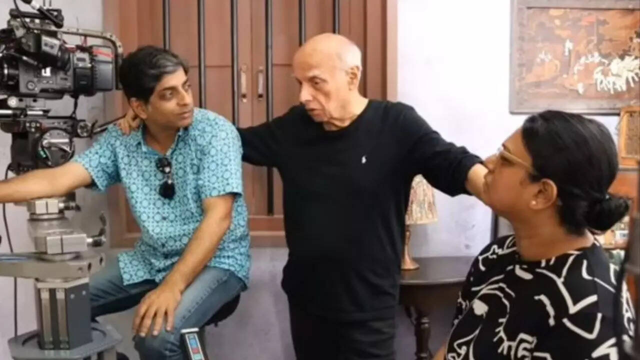 Vikram Bhatt announces 'Tu Meri Puri Kahani'