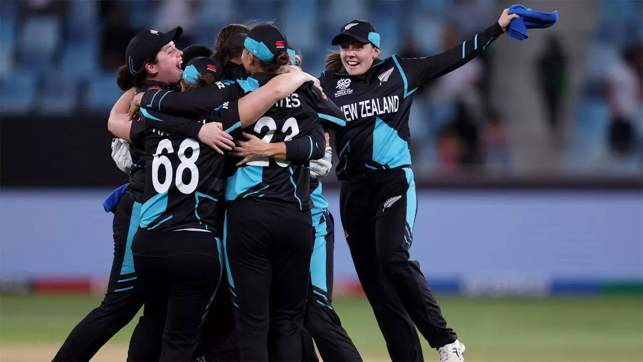 NZ edge WI to set up Women's T20 World Cup final clash against SA