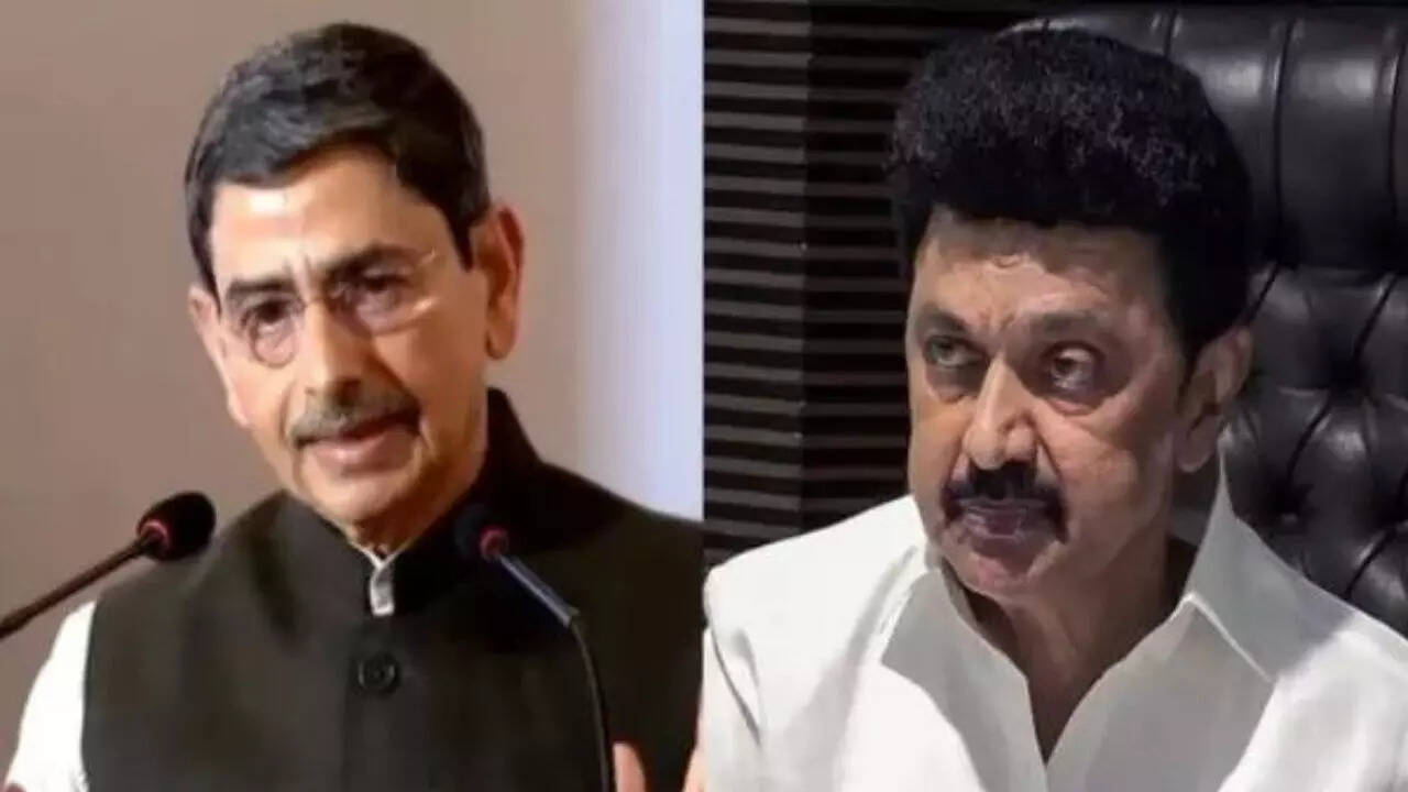 Row as &lsquo;Dravida&rsquo; omitted from Tamil Nadu state anthem at governor event