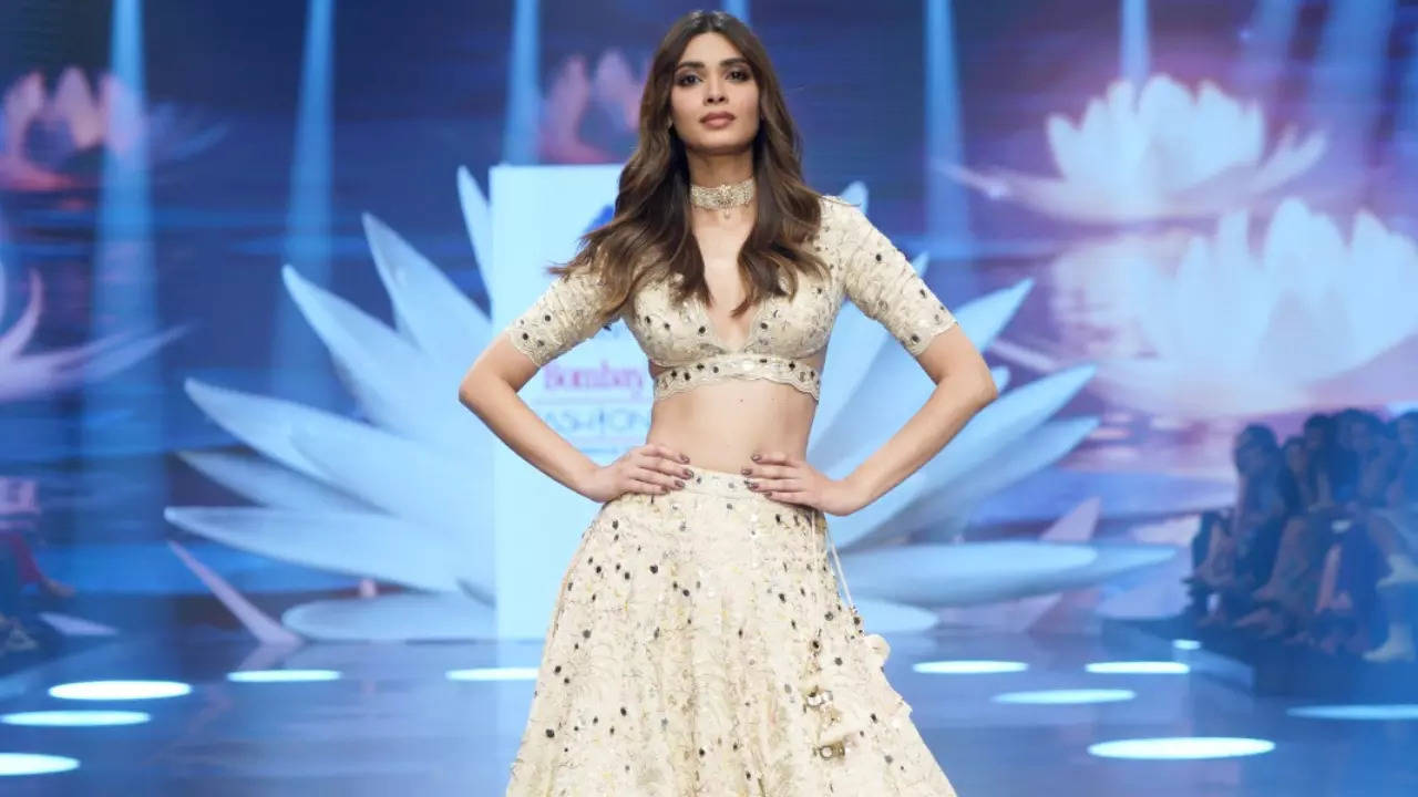 Diana Penty shines as showstopper at BTFW