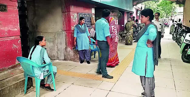 1,514 additional pvt guards at govt hosps, criminal data check starts