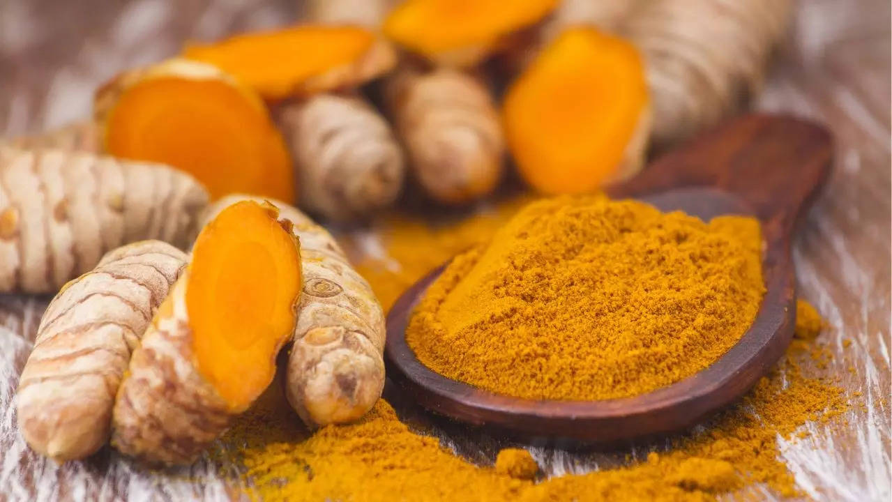 How much of turmeric is too much: Benefits and side effects