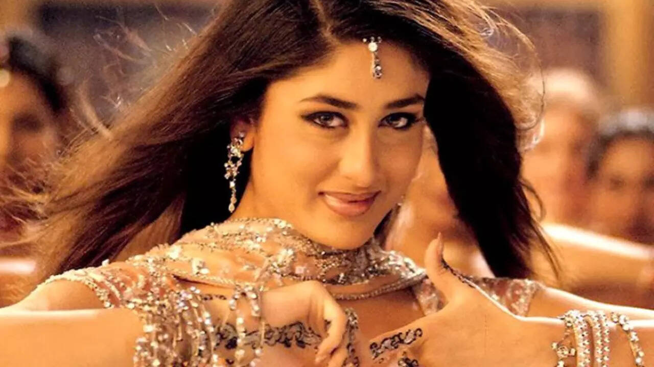 Bebo says Manish sold replicas of her 'Bole Chudiyan' lehenga
