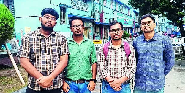 RG Kar erupts in protest against ‘threat culture’ docs