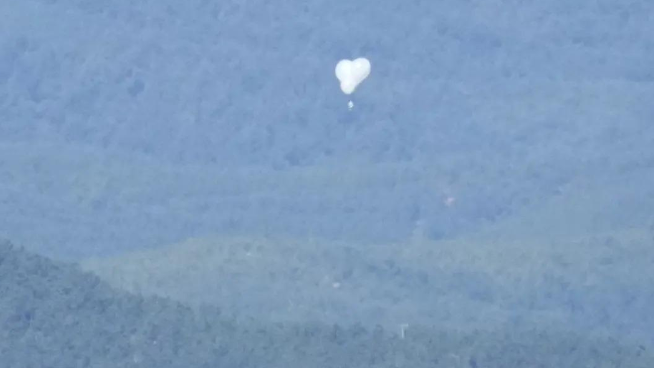 North Korean balloon filled with trash drops on South Korean Presidential compound