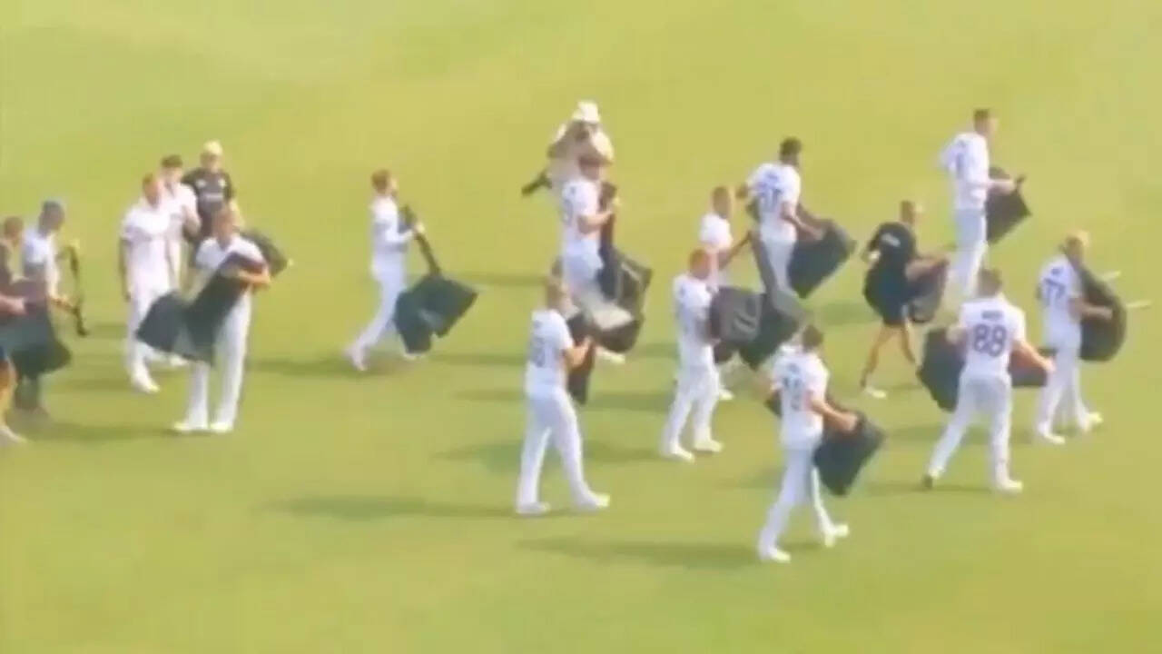 Viral Video: England players carry chairs in Pakistan