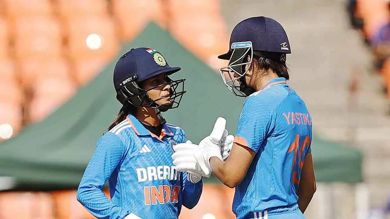 Live Cricket Score: India Women vs New Zealand Women , 1st ODI