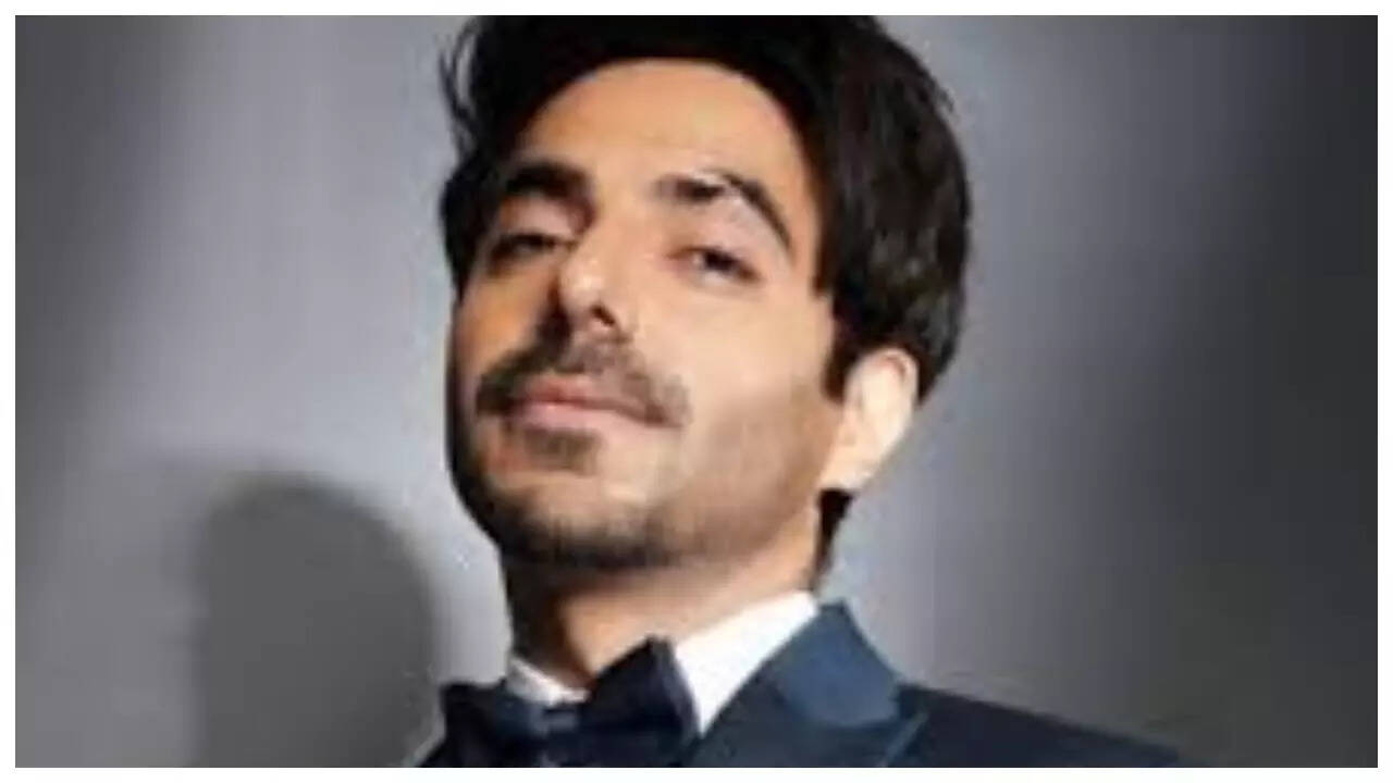 DYK Aparshakti's father hit him with a bat for THIS reason?