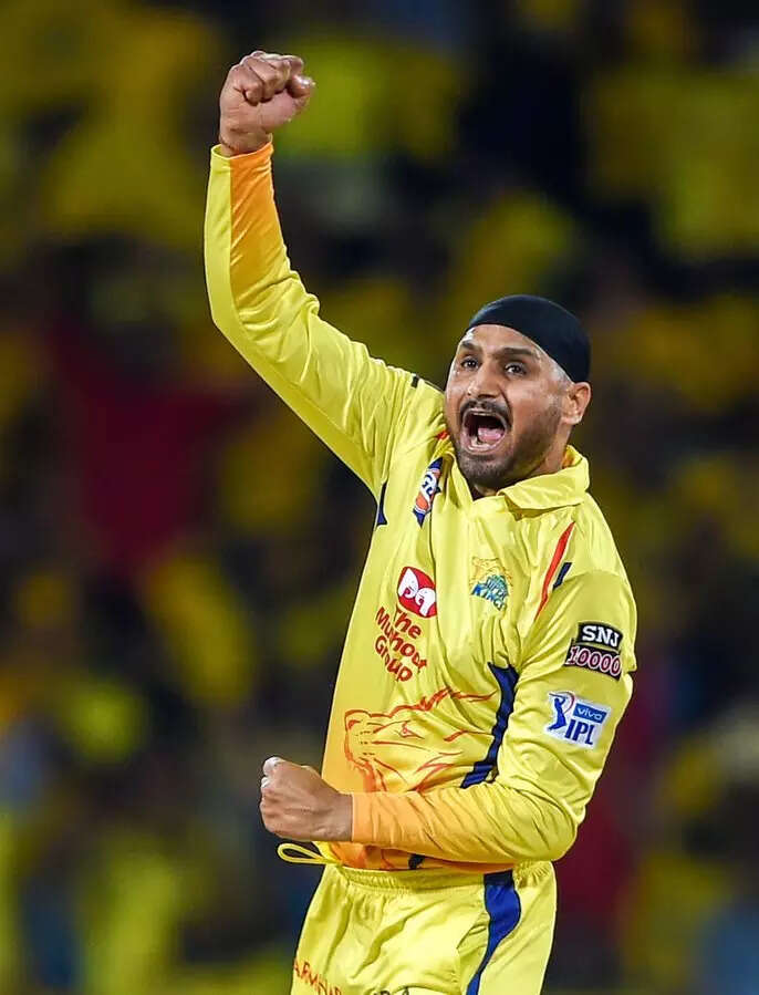 Who will CSK retain? Harbhajan predicts