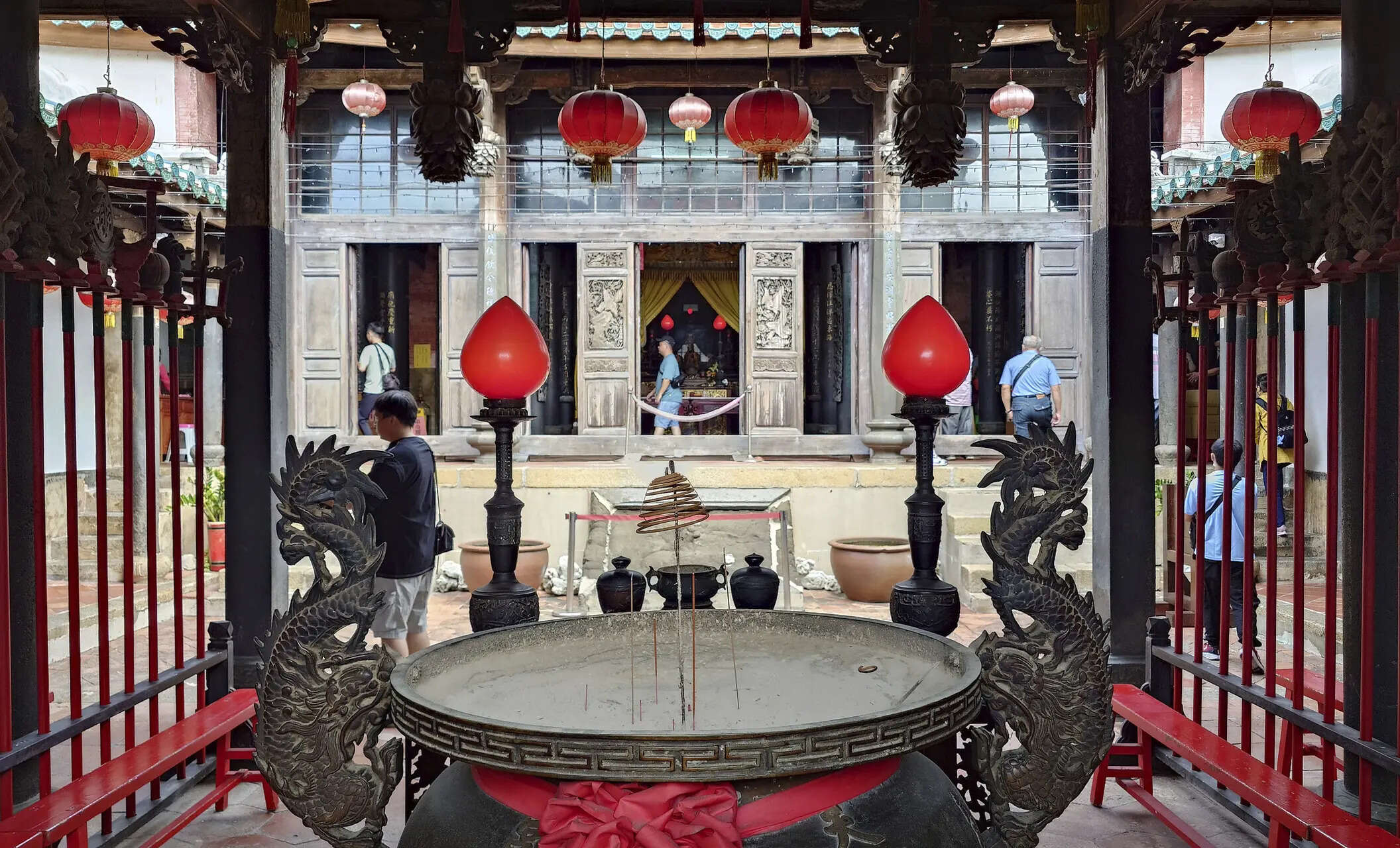 Taiwan pushes for IMF membership to get financial protection from China