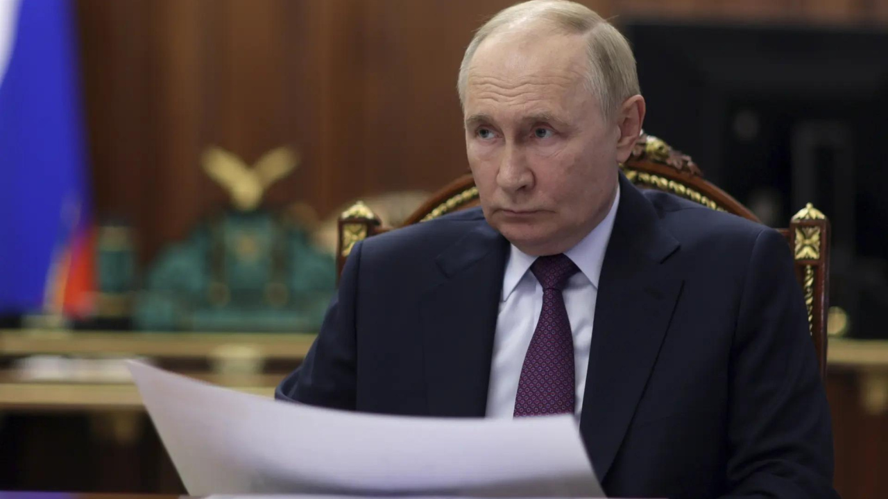 Putin says Moscow will respond if West helps Ukraine to strike deep into Russia