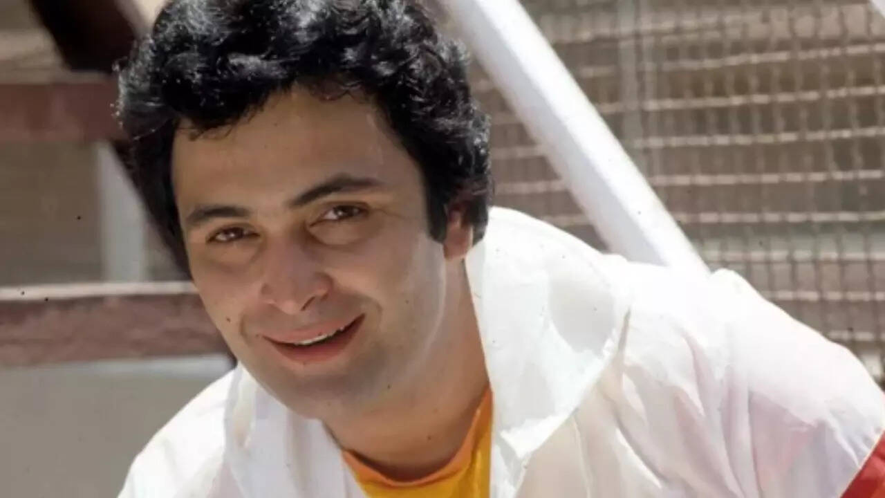 Advani recalls daily drinking sessions with Kapoor