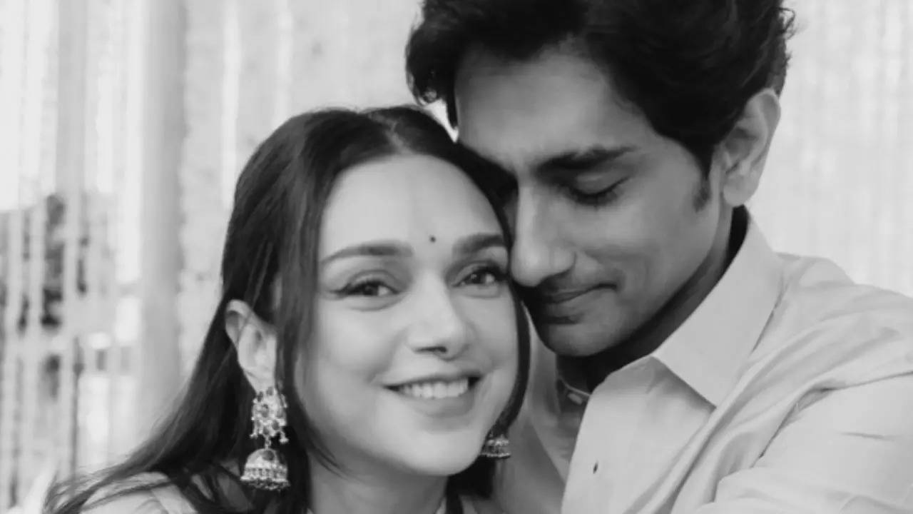 Siddharth calls Aditi 'My Whole Life' in birthday post