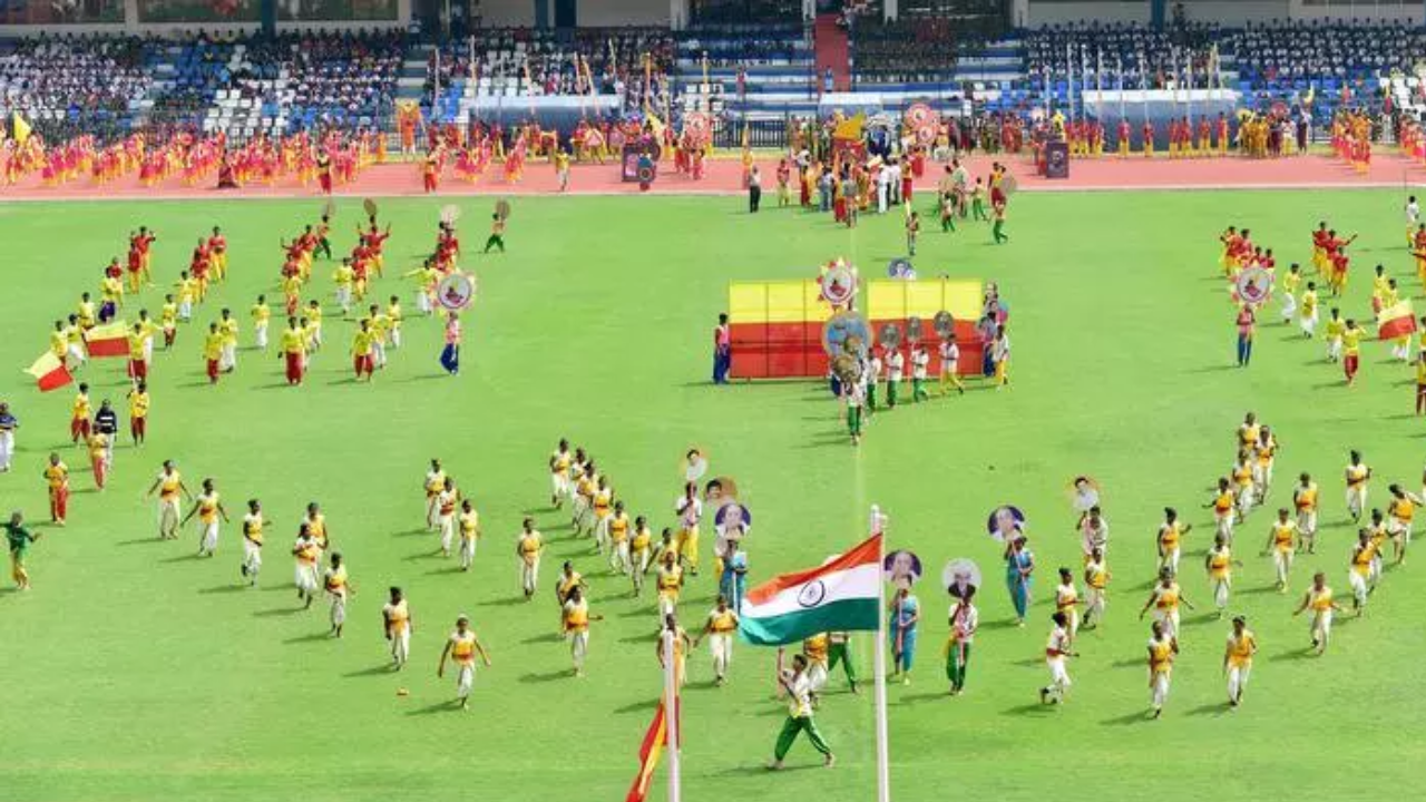 To hoist or not: Government’s Karnataka flag mandate triggers confusion