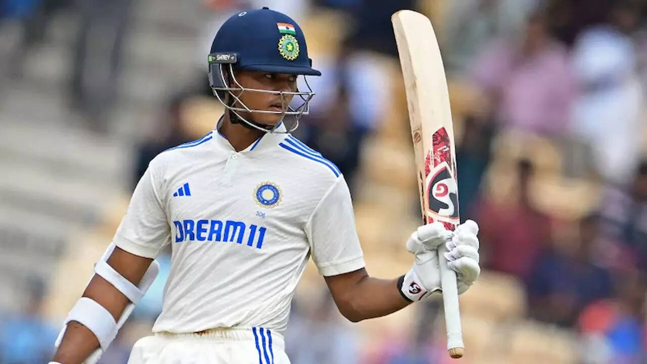 'He's legend in the making': Ex-India cricketer hails Yashasvi Jaiswal