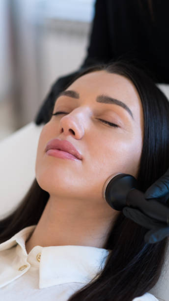 ​What does a HydraFacial do?​