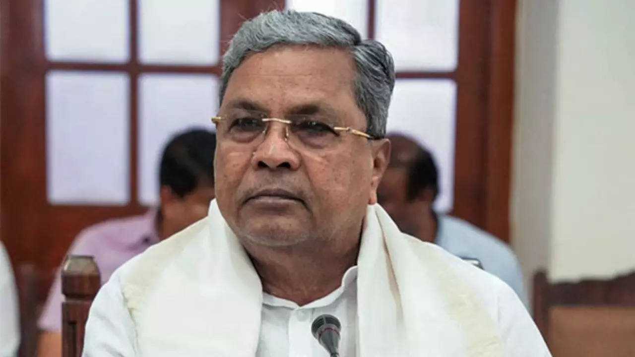 No farmer will be evicted, says Karnataka CM Siddaramaiah after Waqf land row